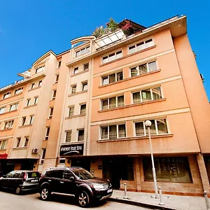 Sofia Hotel Apartments София